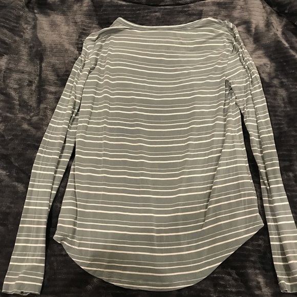 AMERICAN EAGLE long sleeve stripe shirt - Picture 3 of 5